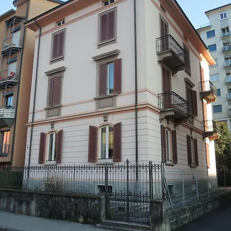 Casa Augusto By Fewotessin Bellinzona